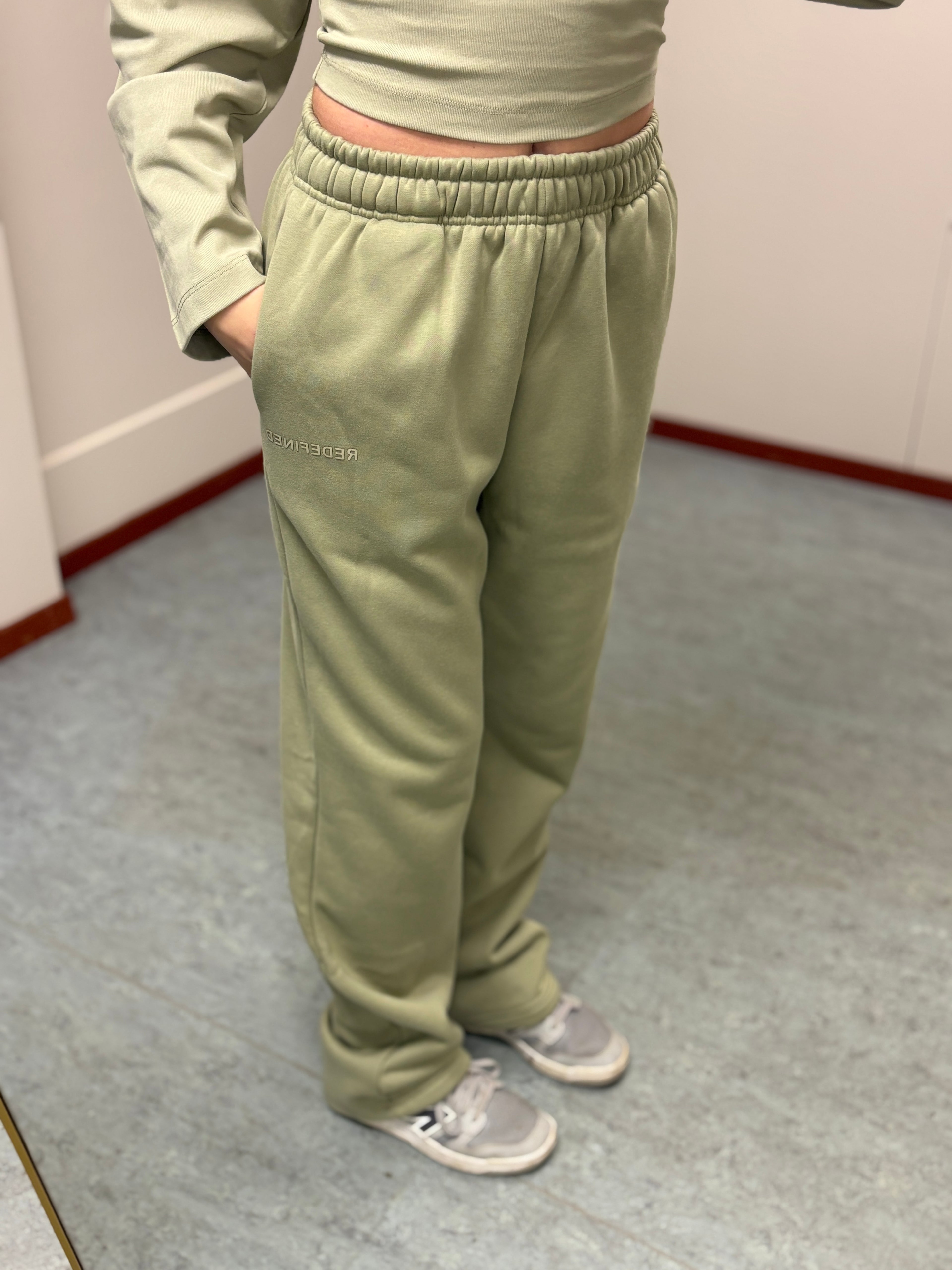 Redefined Jogger - pistache